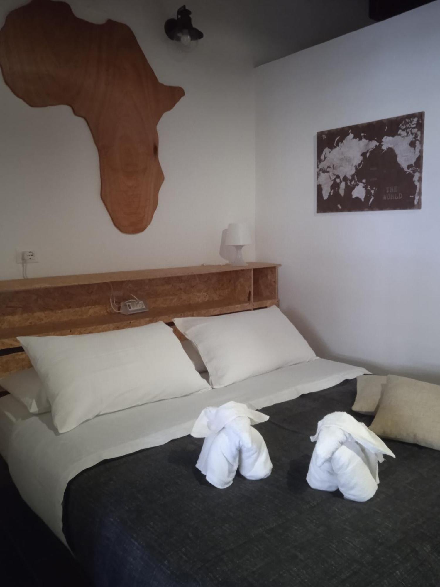 Big Mama Jungle Rooms Terracina Eksteriør billede